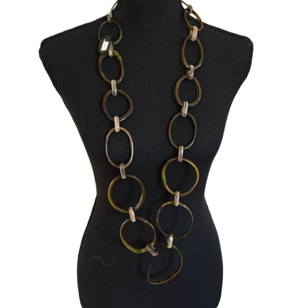 NWT Alisha D Womens Acrylic Link Circle Long Chain Statement Necklace Green OS